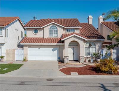 OPEN HOUSE 10/19/2024: 12 -4PM 13812 Summerwood Pl, Garden Grove (Newland/ Magnolia). 4PN, 2.5PT, 1,980Sf,...